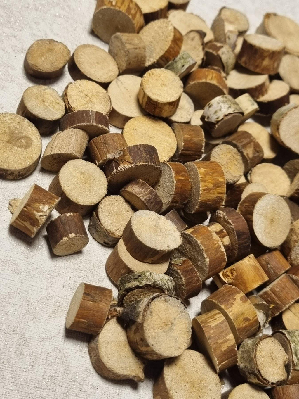 130 Small Birch Wood Slices – Barkless Craft Rounds