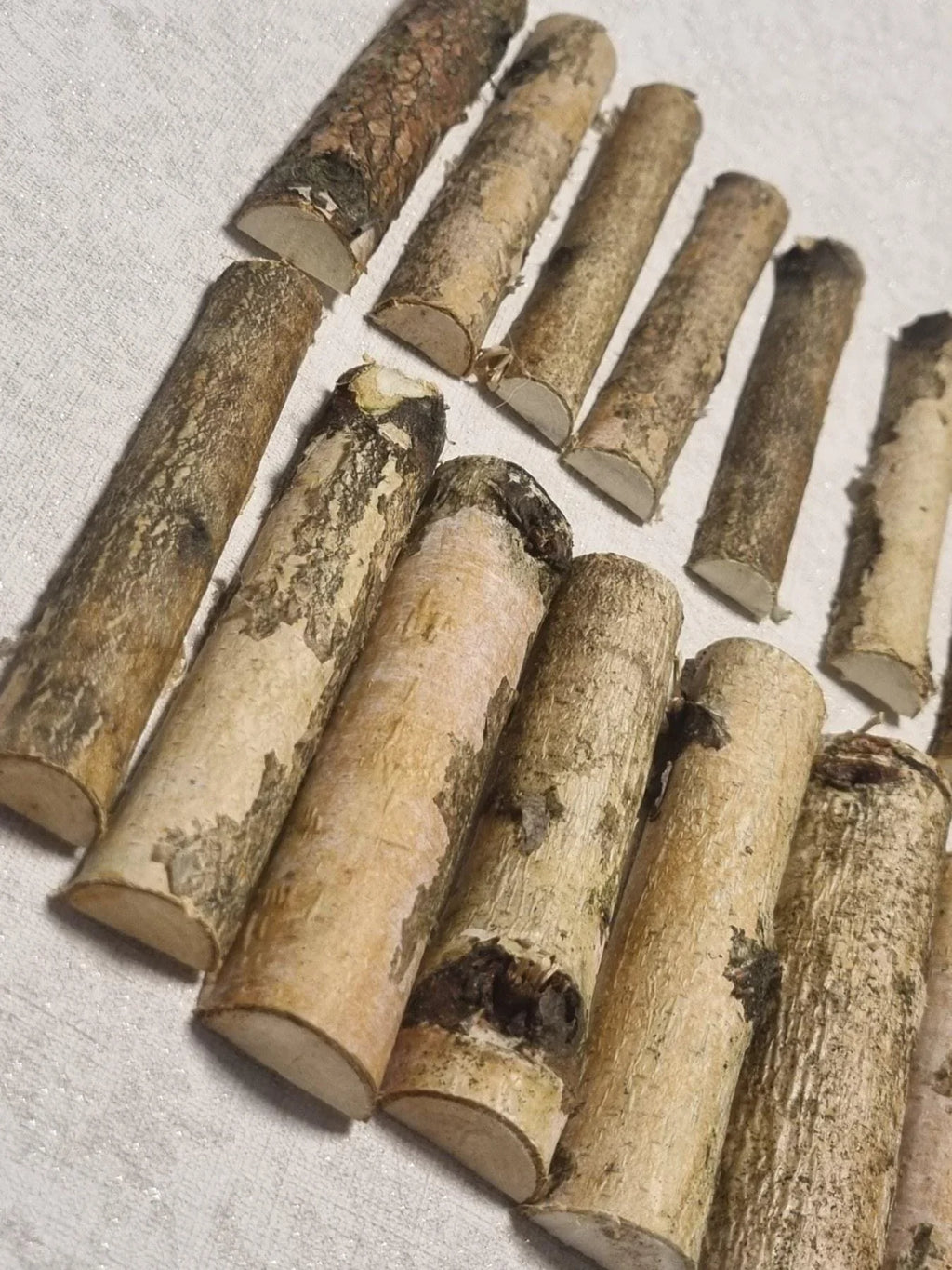 20 Birch Wood Half Logs, 4" White Birch Branches for Crafts, Natural Birch Sticks, Rustic Wedding Decor, DIY Wood Supplies