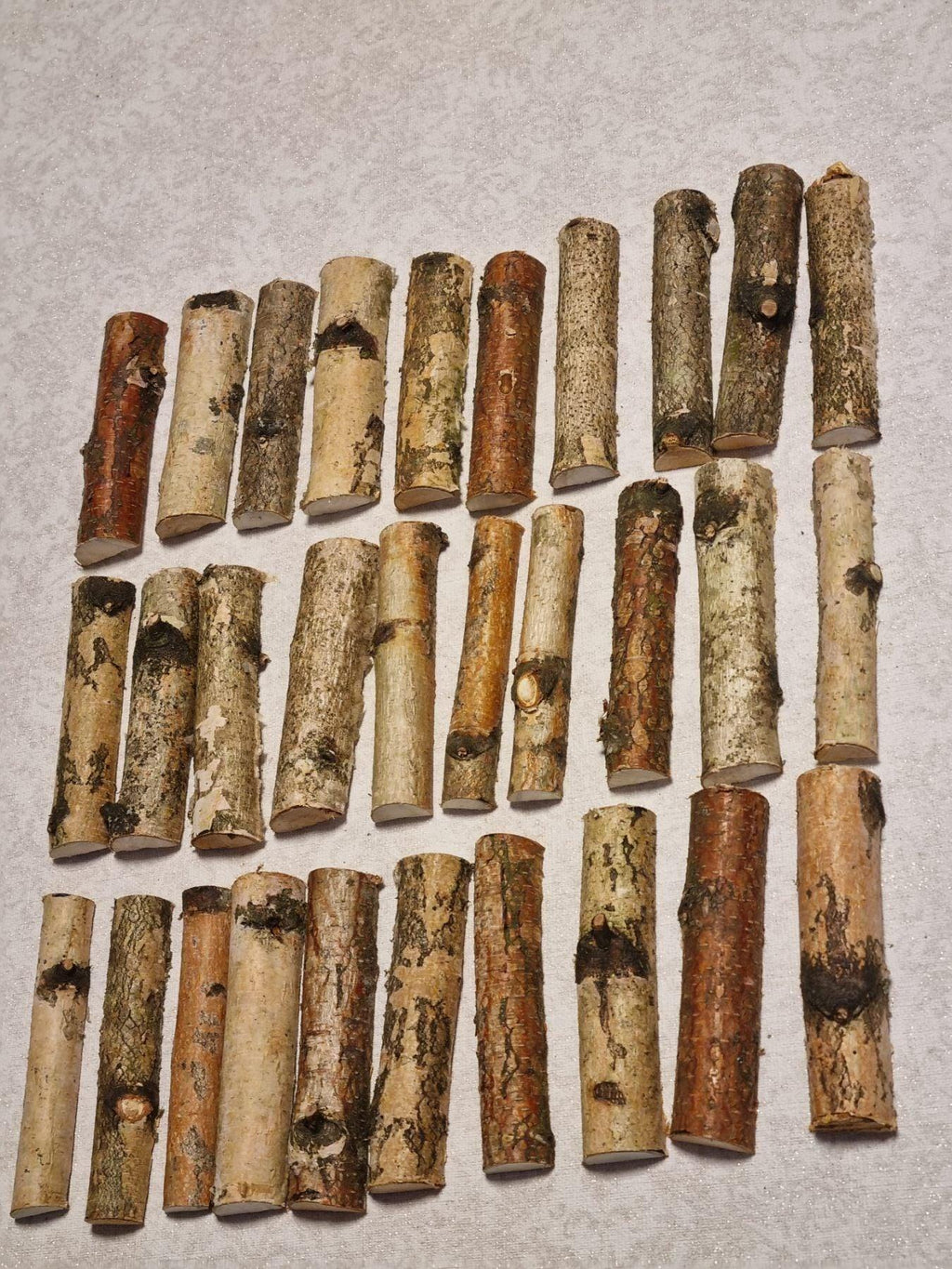30 pcs Birch Wood Half Logs for Crafts, 4" Natural White Birch Branches, Split Birch Sticks for DIY Home Decor, Rustic Wood Slices for Art