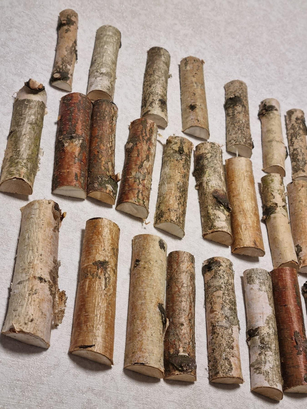 25 Birch Branch Halves, 4" Natural White Birch Wood Logs for Crafts, Rustic Wedding Decor, Birch Bark Sticks, DIY Woodworking Supplies