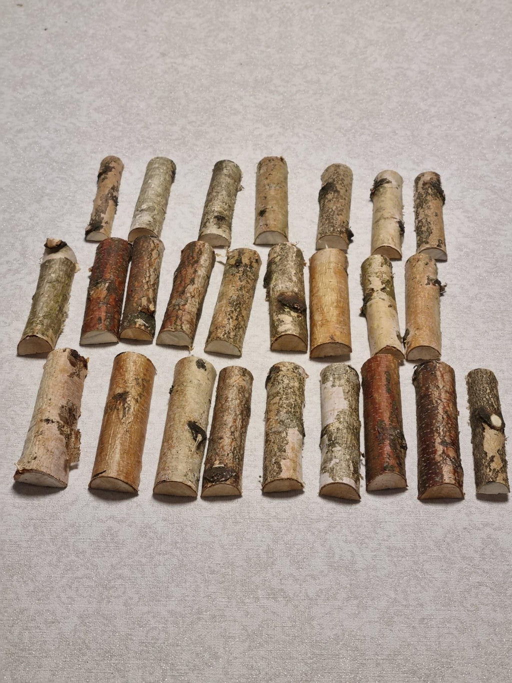 25 Birch Branch Halves, 4" Natural White Birch Wood Logs for Crafts, Rustic Wedding Decor, Birch Bark Sticks, DIY Woodworking Supplies
