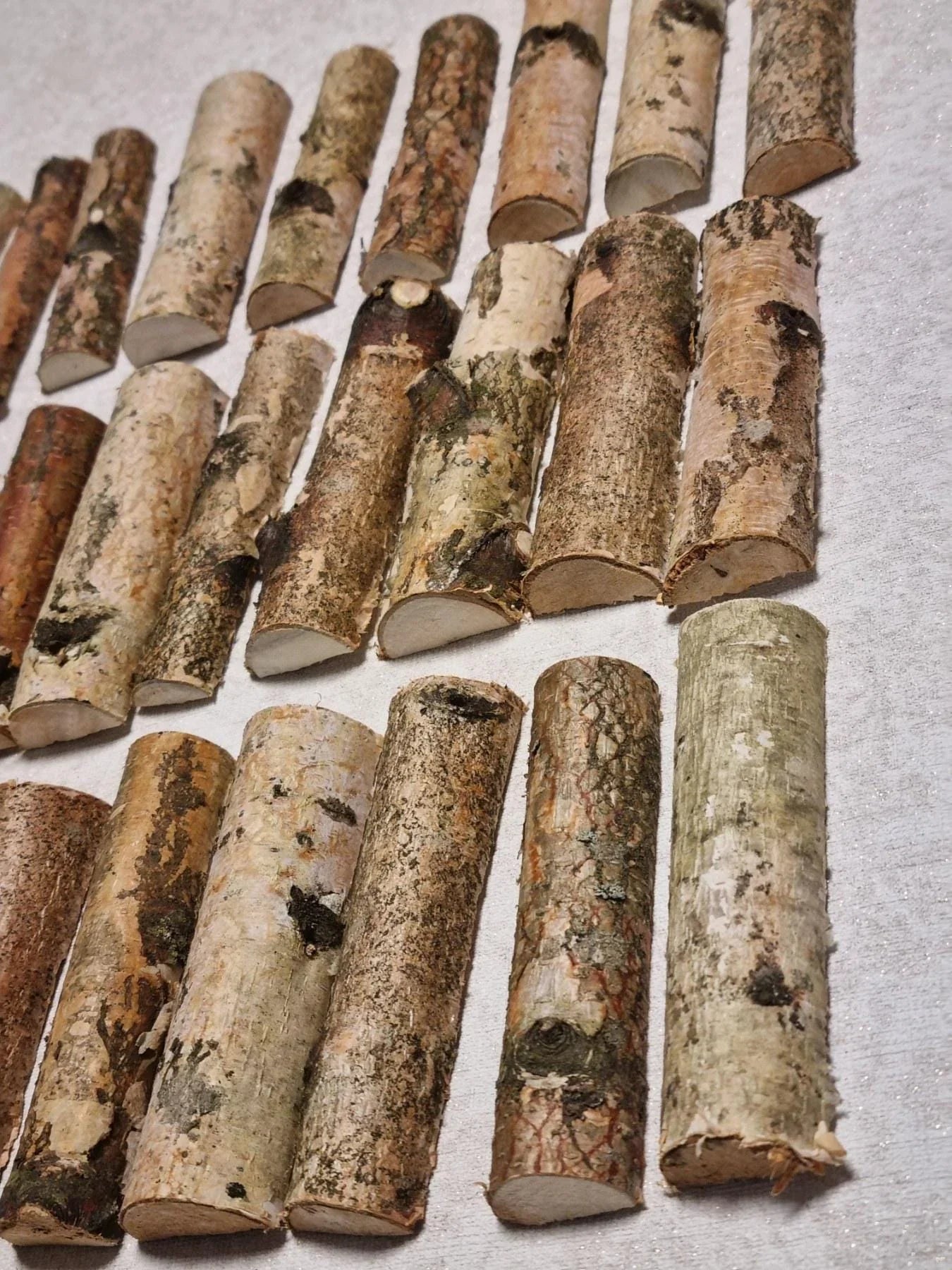 Natural Silver Birch Wood Logs Half Round Branches for Crafts, 4" Birch Sticks with Bark, Rustic Wedding Decor, DIY Wood Supplies